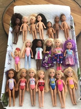 Lot of 20 Mattel Barbie Sister Club Chelsea Friends Dolls